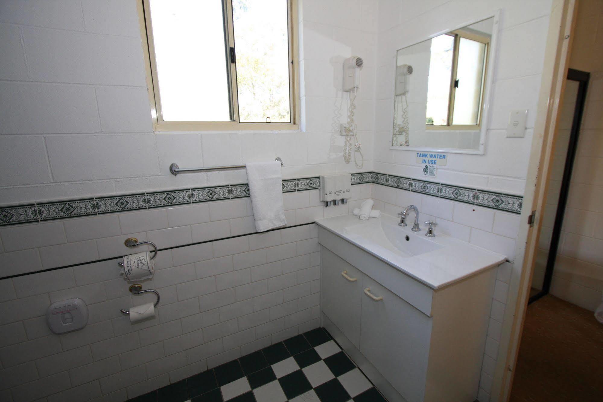 Picton Valley Motel Australia Екстериор снимка