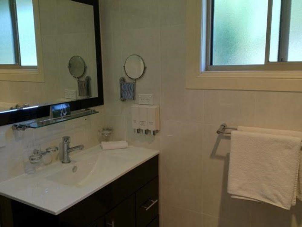 Picton Valley Motel Australia Екстериор снимка